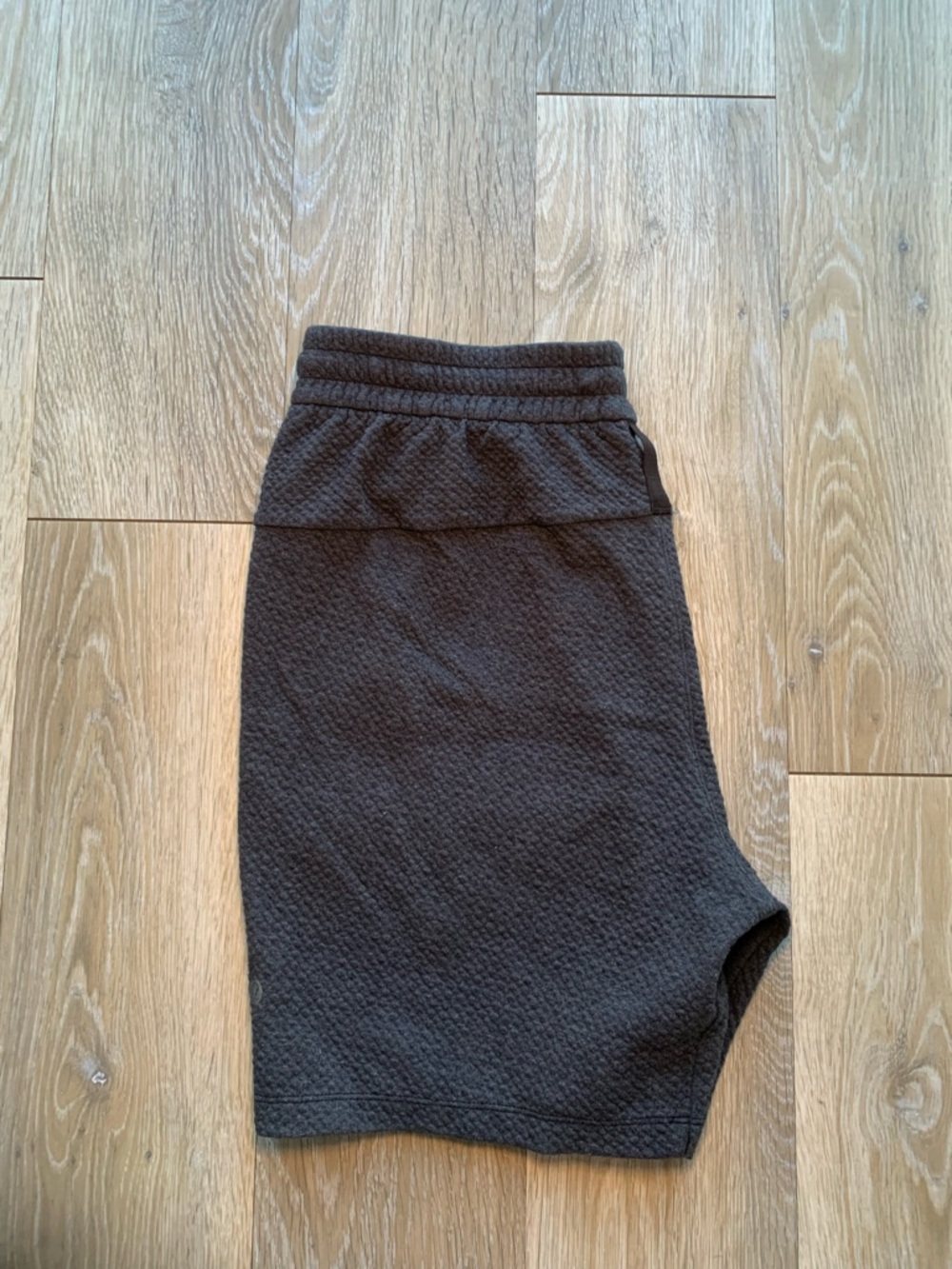 nwot At Ease Shorts 7”